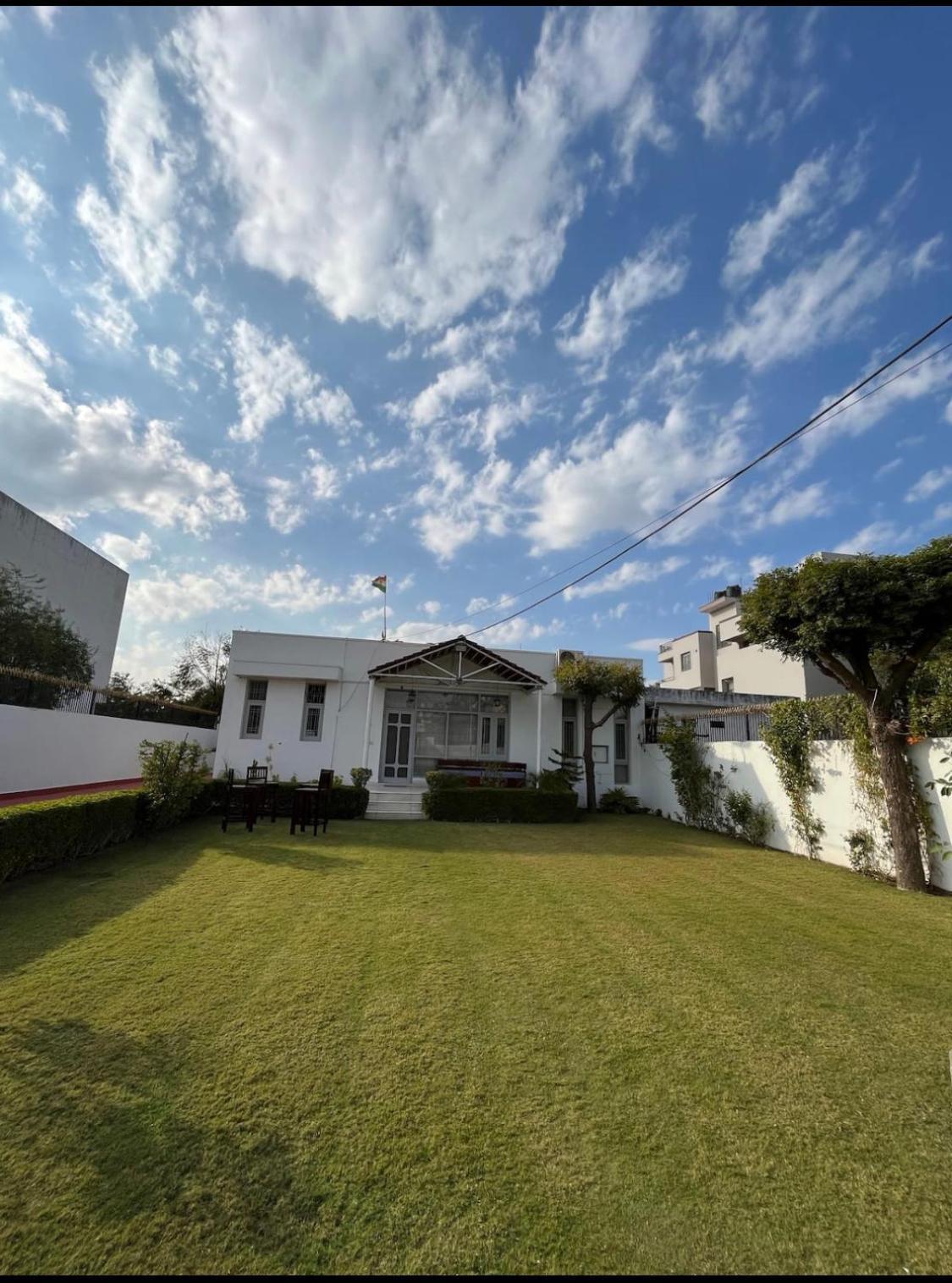 Solanki Farms & Pool Villa Garden Fully Private Divisione di Divisione di Jaipur Esterno foto